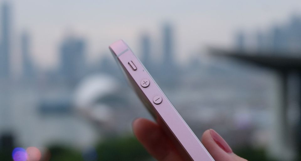 5年前的苹果手机还有用吗,老款iphonese深度评测