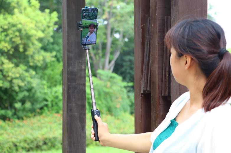 浩瀚小q稳定器拍摄技巧,浩瀚v2稳定器拍的vlog