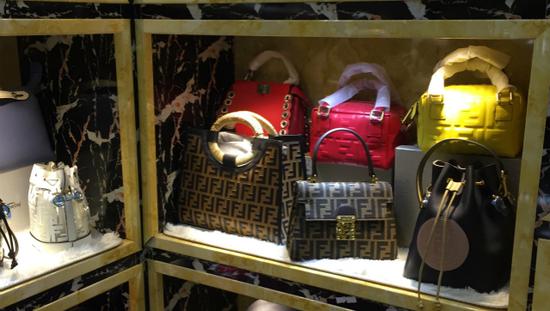 奢侈品代购真相揭秘,海外奢侈品代购合法吗