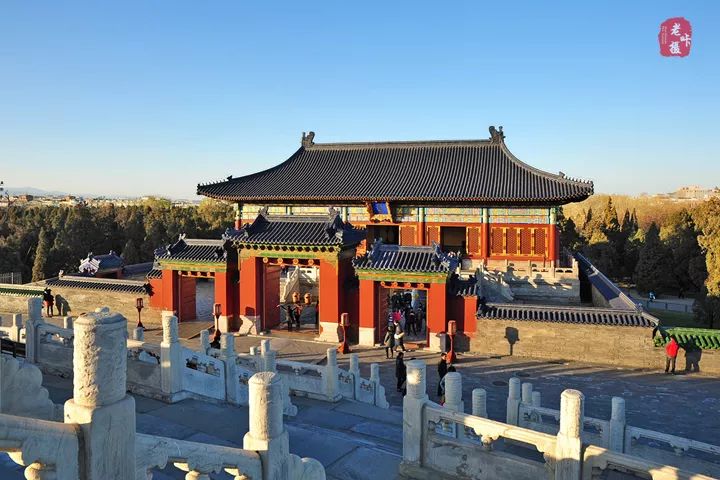 故宫大小相当于多少个足球场,天坛比颐和园大多少