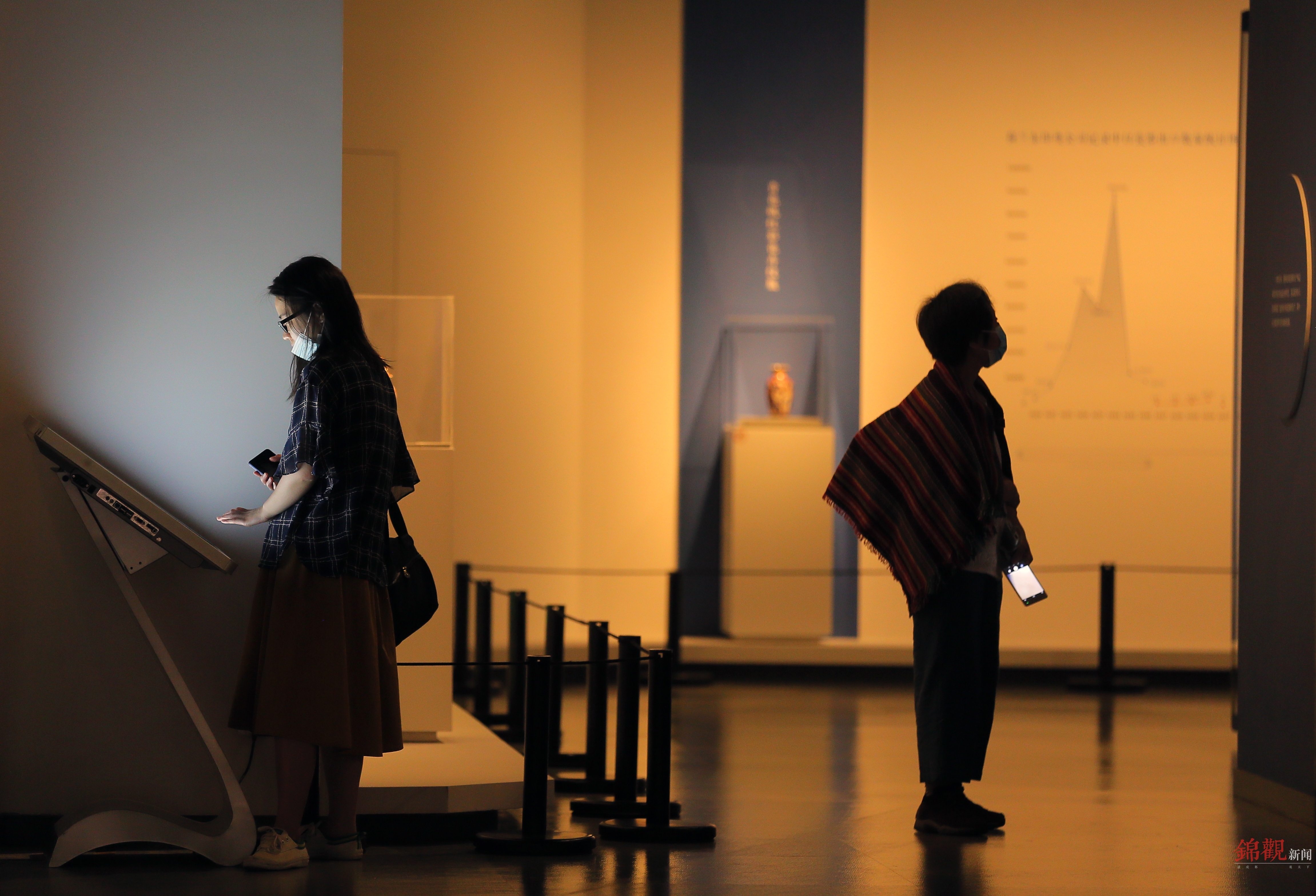 三百年中国瓷器vs日本“伊万里”背后有什么精彩故事？