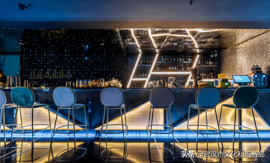 武汉长江灯光秀最佳观赏地点,武汉长江灯光秀时刻表
