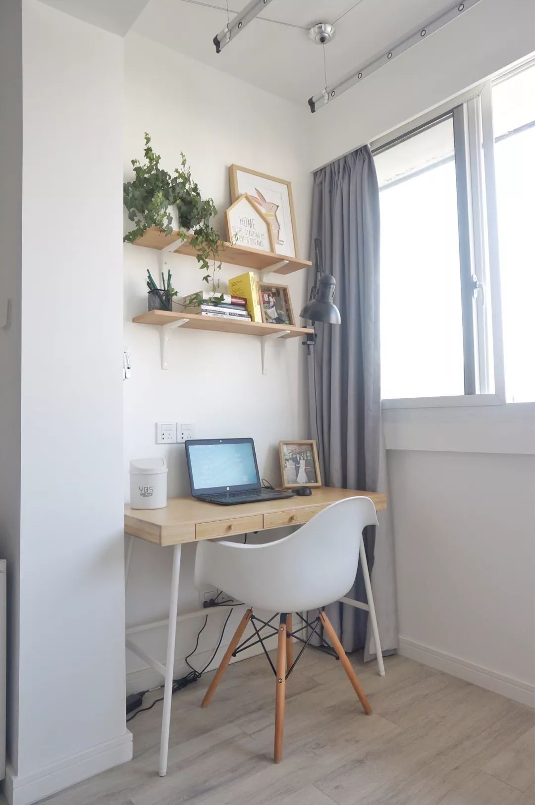 72平两室一厅现代轻奢风格,北欧阳光房120平