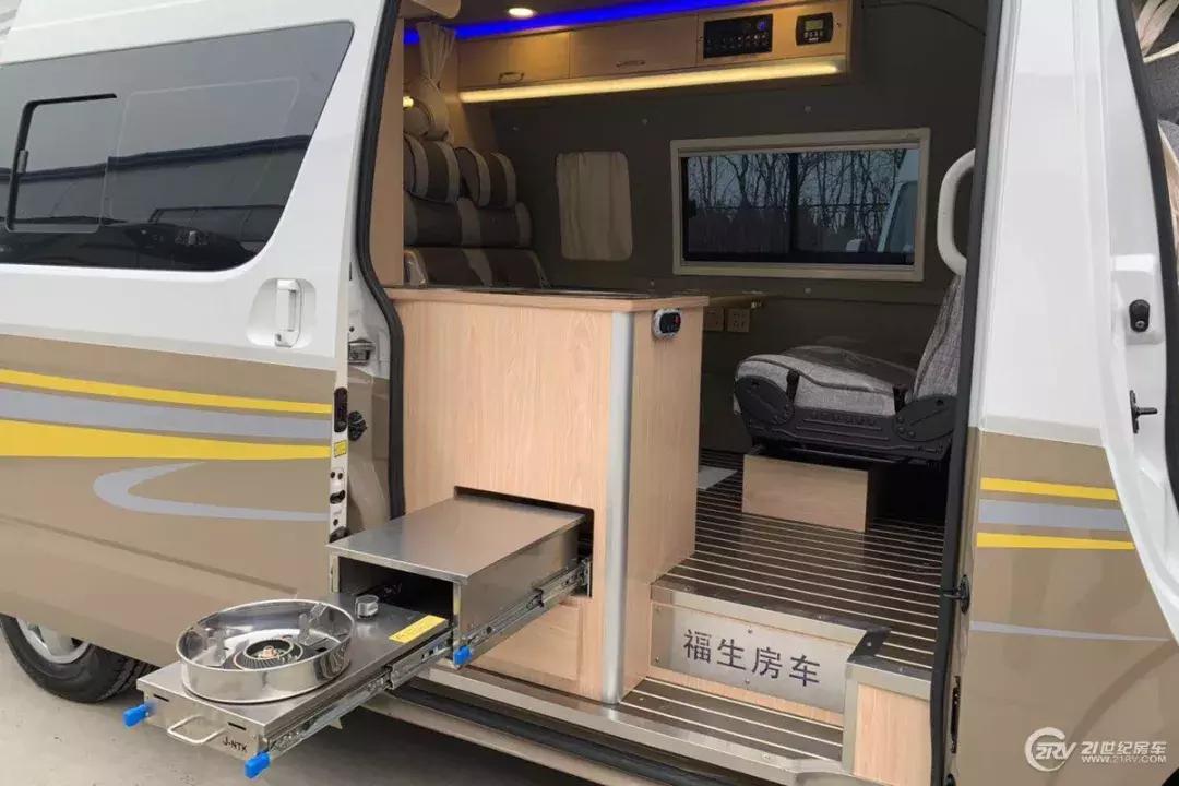 高度2.8米以下4座房车最新款,福田4座房车价格