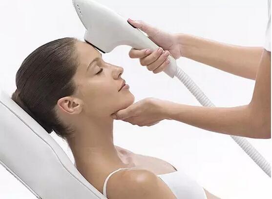 皮肤敏感怎么自愈的,皮肤干燥敏感用什么水补水比较好