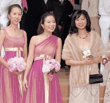 盘点“香江上流闺蜜团”五个千亿豪门婚礼，看看到底谁更壕无人性