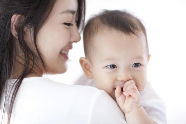 孩子智商高不爱讲话,小孩子几岁会说话与智商有关系吗