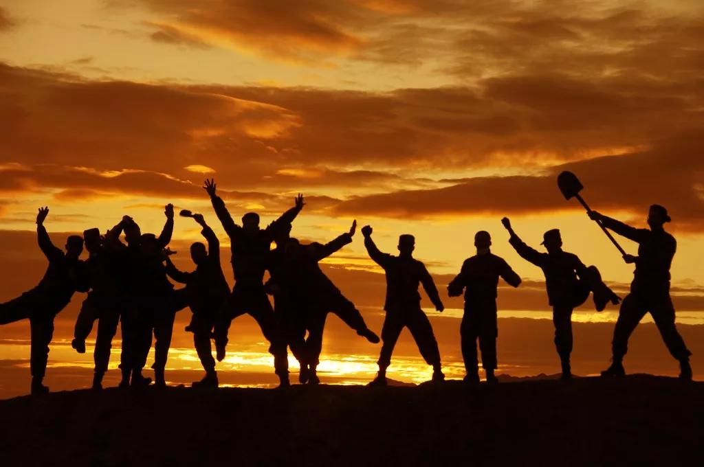 起床号演唱,起床号集结号冲锋号