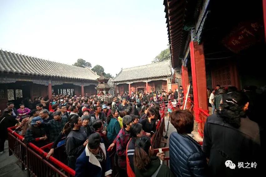 灞变笢鍗拌薄浼樻儬,灞变笢鍗拌薄鍙ゅ煄