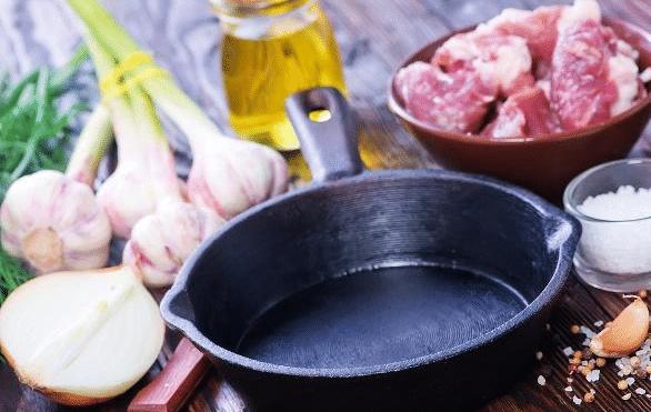 秘制烤韭菜酱汁,韭菜腌制烧烤