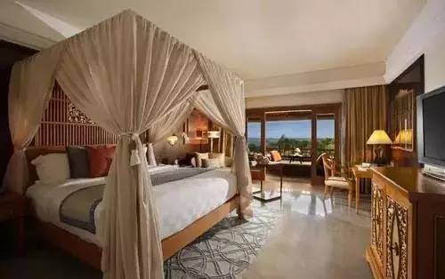 巴厘岛11家顶级酒店报告,巴厘岛前十酒店价格