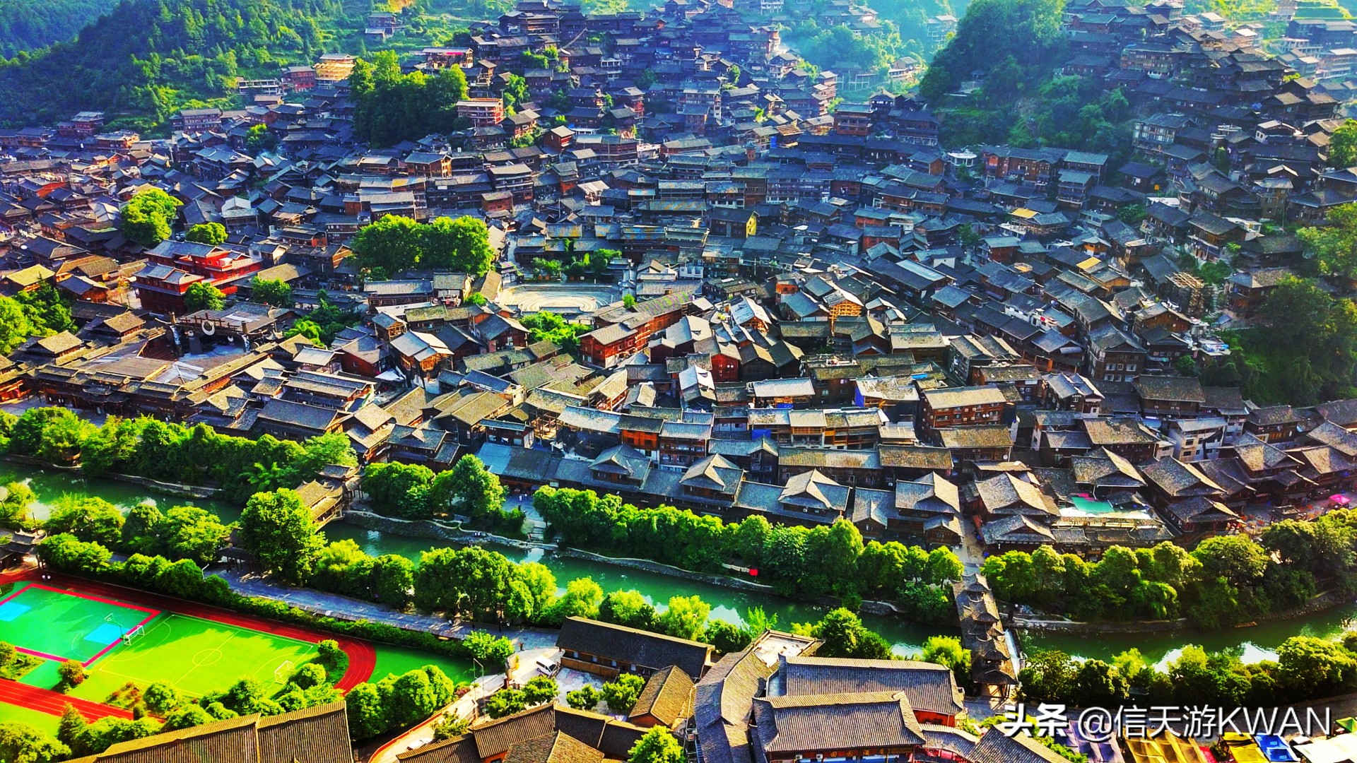 余秋雨关于西江千户苗寨的名句,西江千户苗寨以美丽回答一切