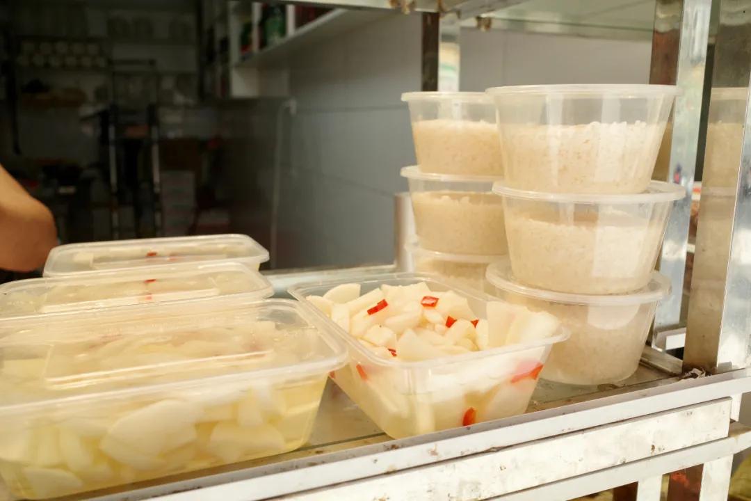 探寻西湖龙井茶核心,寻找杭州地道美食