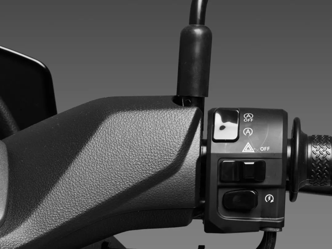 雅马哈nmax155对比本田pcx150,nmax155雅马哈为什么是神车