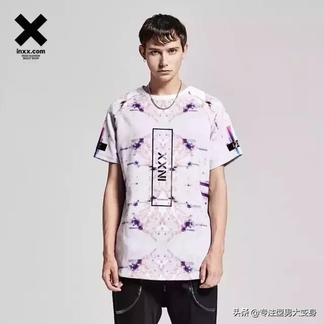 你以为你有双鞋就是潮男吗,你以为一身名牌衣服就是有钱人吗