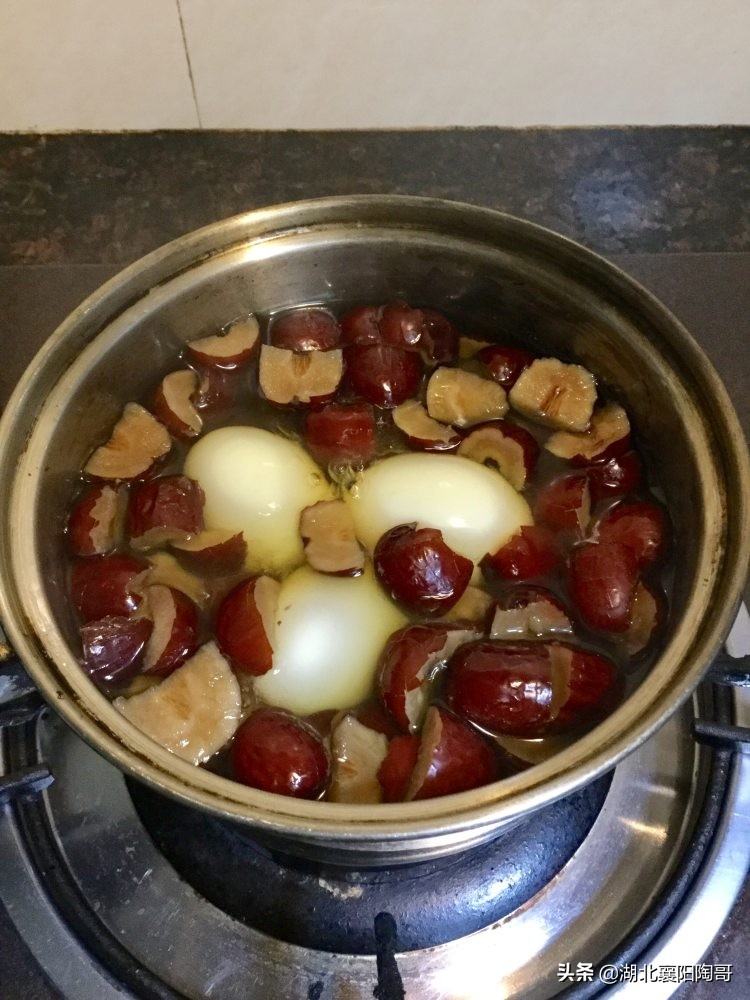 夏天喝什么汤补气血不上火,女人不上火补血补品