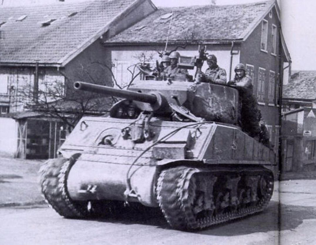 在长津湖,志愿军为何宁愿冻死也不撤退?揭开冰雕连背后的残酷真相