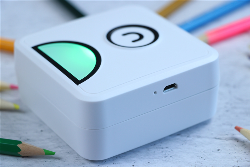 巴掌大小的打印照片的机器,手掌大小的微型口袋书打印