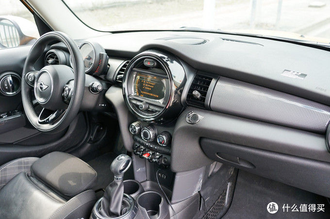 MINI适合女生？图样图森破