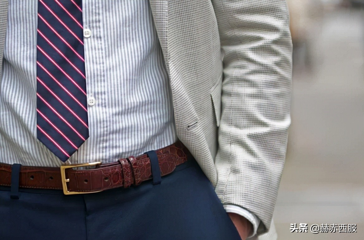 成熟稳重高级感型男春季穿搭推荐,迷倒男神的4种魅力穿搭必学
