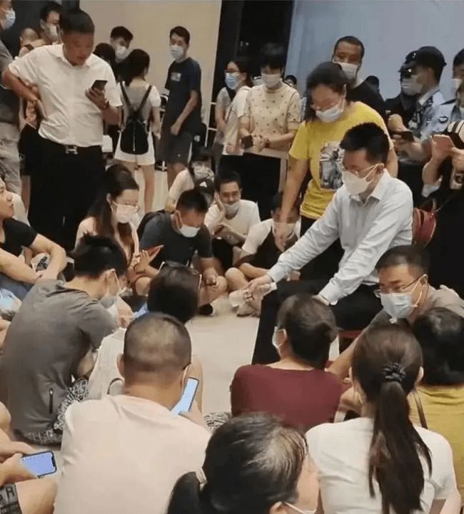 恒大辟谣破产传闻,恒大房地产将面临着什么