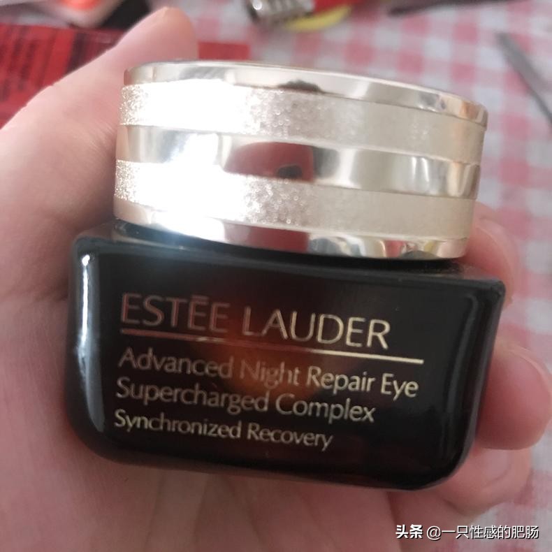 用了雅诗兰黛眼霜眼酸,雅诗兰黛小棕瓶眼霜淡眼纹么