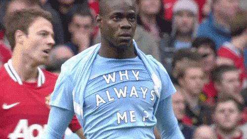 足球十大庆祝动作,足球庆祝动作梅西和小罗