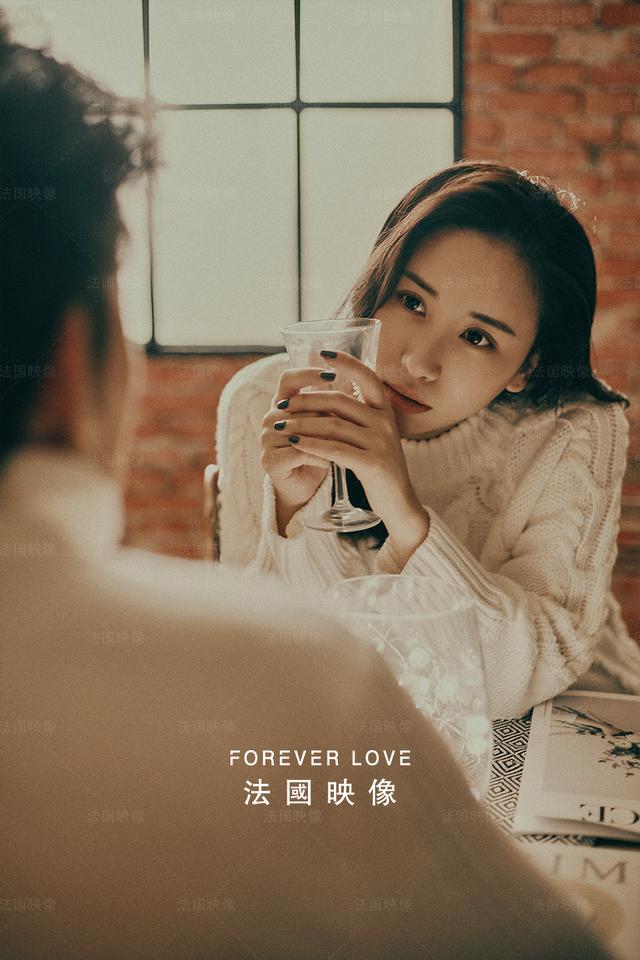 拍婚纱照衣服没弄好,拍婚纱照有些衣服不给试