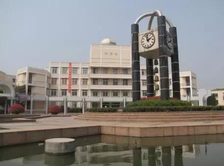 江浦高级中学算不算重点高中,江苏省江浦高级中学在全国出名了