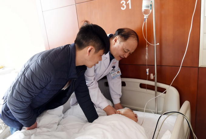 1岁宝宝吃果冻后续,宝宝吃果冻1-3岁