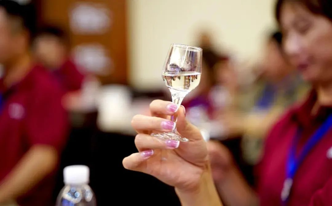 夜郎古酒味道,夜郎酱酒精品品鉴简介