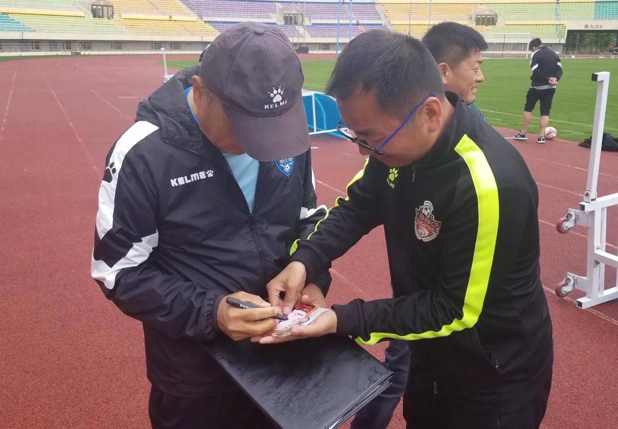 殷铁生国足,殷铁生谈青岛足球队