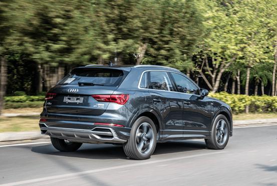 2022奥迪q345tfsiquattro,奥迪q3全时四驱与q5适时四驱