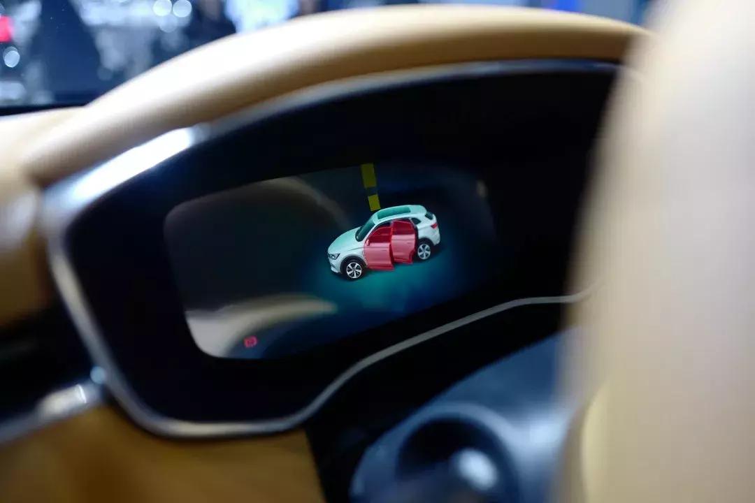 荣威marvelx对比唐ev,荣威marvelx智慧带来的舒享感受