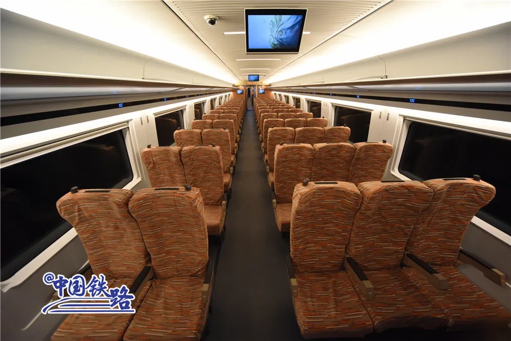 坐火车软卧哪个位置好,坐火车哪个位置好