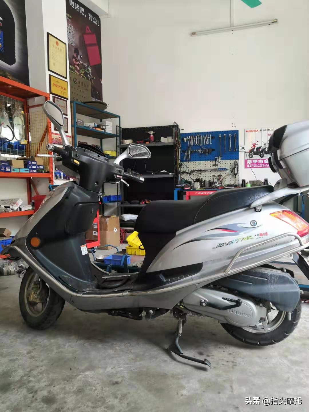 摩托车整流器短路烧保险,摩托车短路烧保险丝如何排查