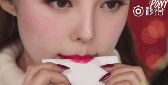 不会化圣诞妆？Pony大神来手把手教你