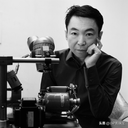 日本钟表大师浅冈肇推出了新款KuronoAnniversaryTOKI