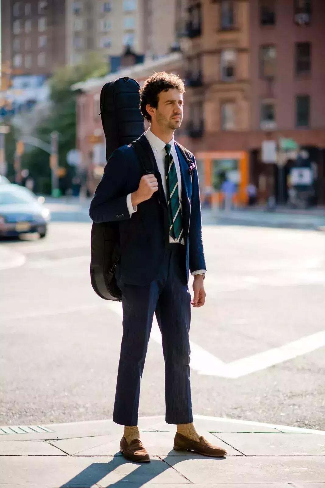 乐福鞋男士搭配牛仔裤可以吗,男士乐福鞋穿搭教学