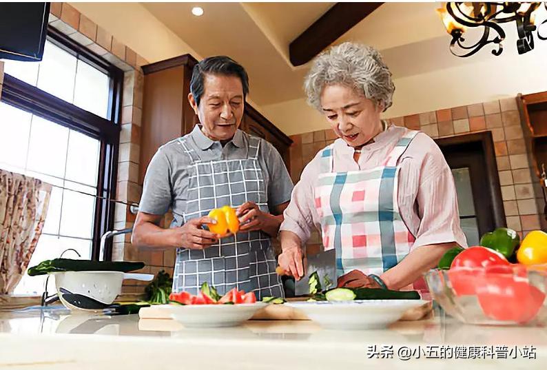 心衰患者如何保护肾,慢性心衰患者需要吃补心脏的药吗