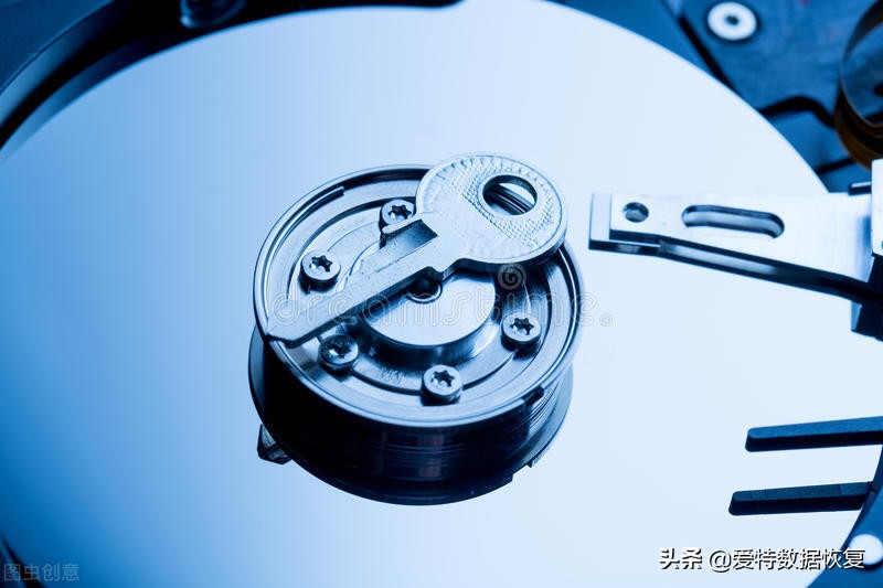 造成硬盘逻辑坏道的原因,硬盘敲盘故障处理方法