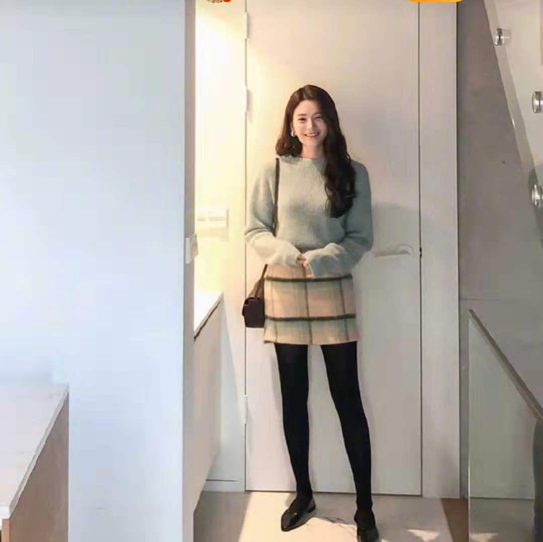 卫衣终究还是落伍了！最近爆火的是它，优雅精致女人味十足