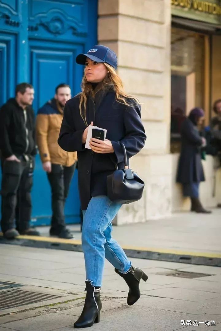 不想头发被吹乱,不想头发那么蓬松怎么办