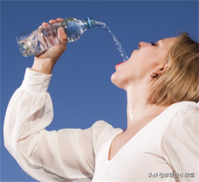 夏季天热出汗多应该喝什么汤,天热出汗多吃啥能补充钾