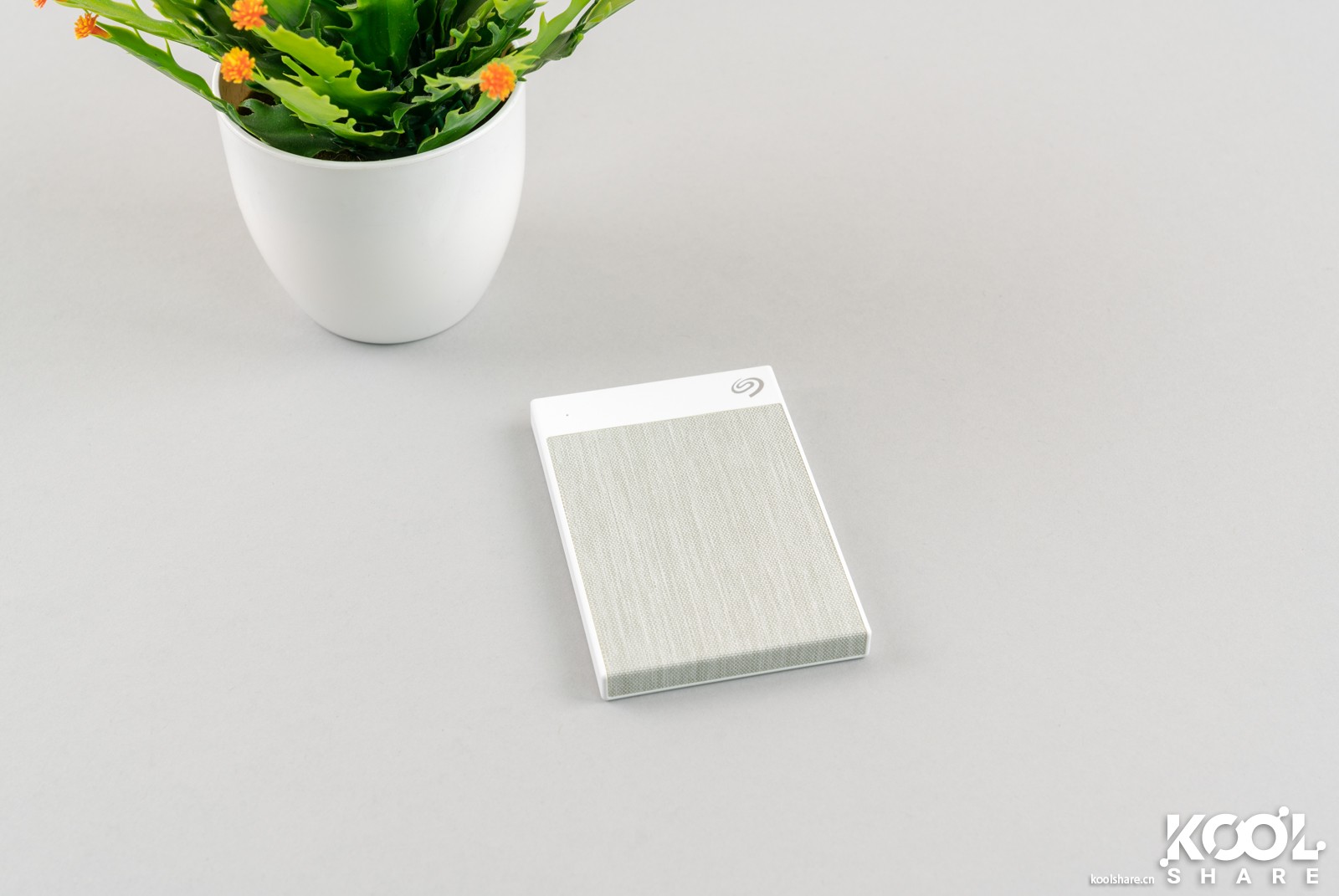 希捷backupplus移动硬盘通电无反应,希捷加密移动硬盘2t