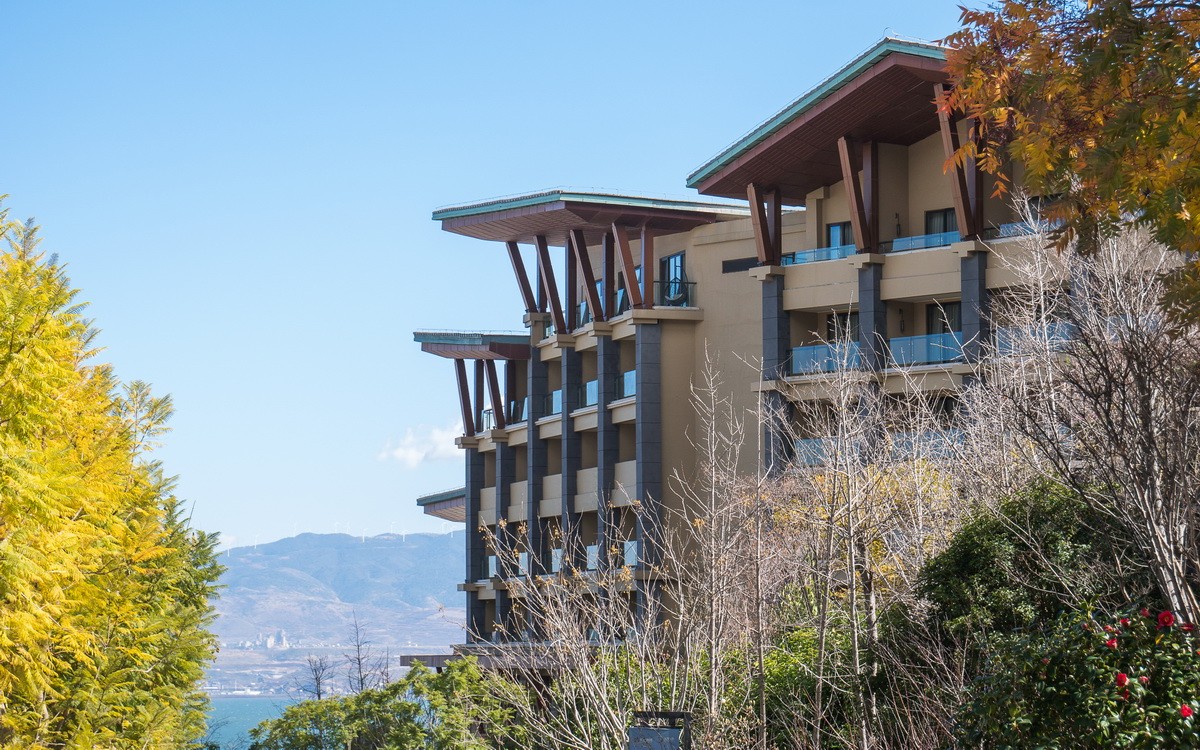 大理希尔顿双人298团购价格,大理希尔顿酒店欢乐时光