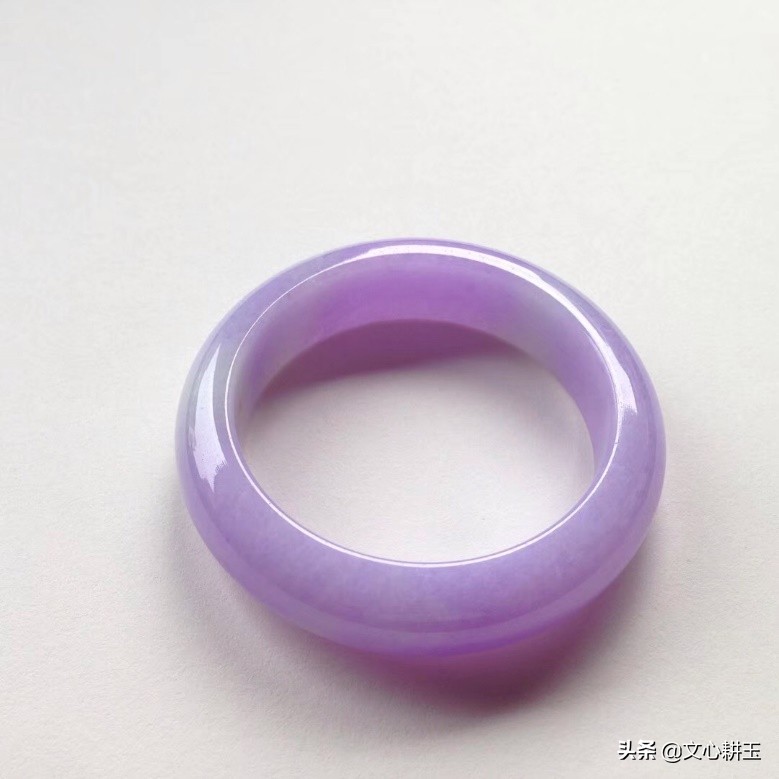 昭仪之星翡翠是帝王紫吗,世界顶级翡翠昭仪之星