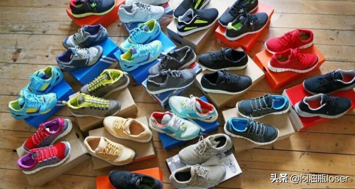 由于越南Covid19病毒的爆发，当地耐克代工厂中断了鞋类生产