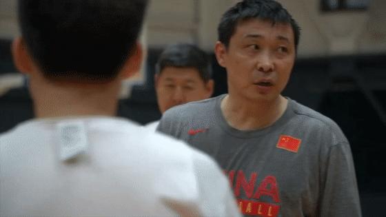 打球不要命！右胯撕裂性骨折十天就回归！要论中国最强3D他够资格