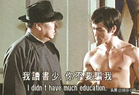 健身补剂蛋白粉控制在多少最好,健身小白蛋白粉和补剂选择